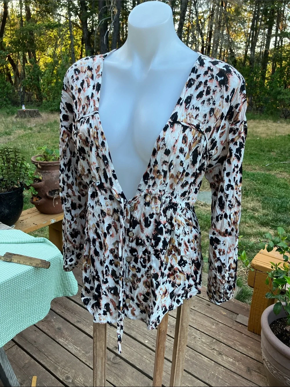 Gimicks BKE tie  waist animal print low-cut tap perfect for beach one size